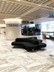Oue Downtown (D1), Retail #536054811